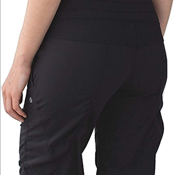 LULULEMON DANCE STUDIO PANTS!!!😍🖤 - Picture 3 of 4